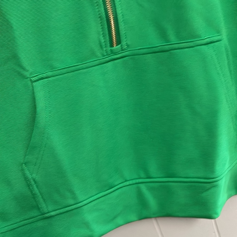 New with tags!! Entro Vibrant Green Textured Top Large Zip Closure New with Tags - Picture 5 of 11